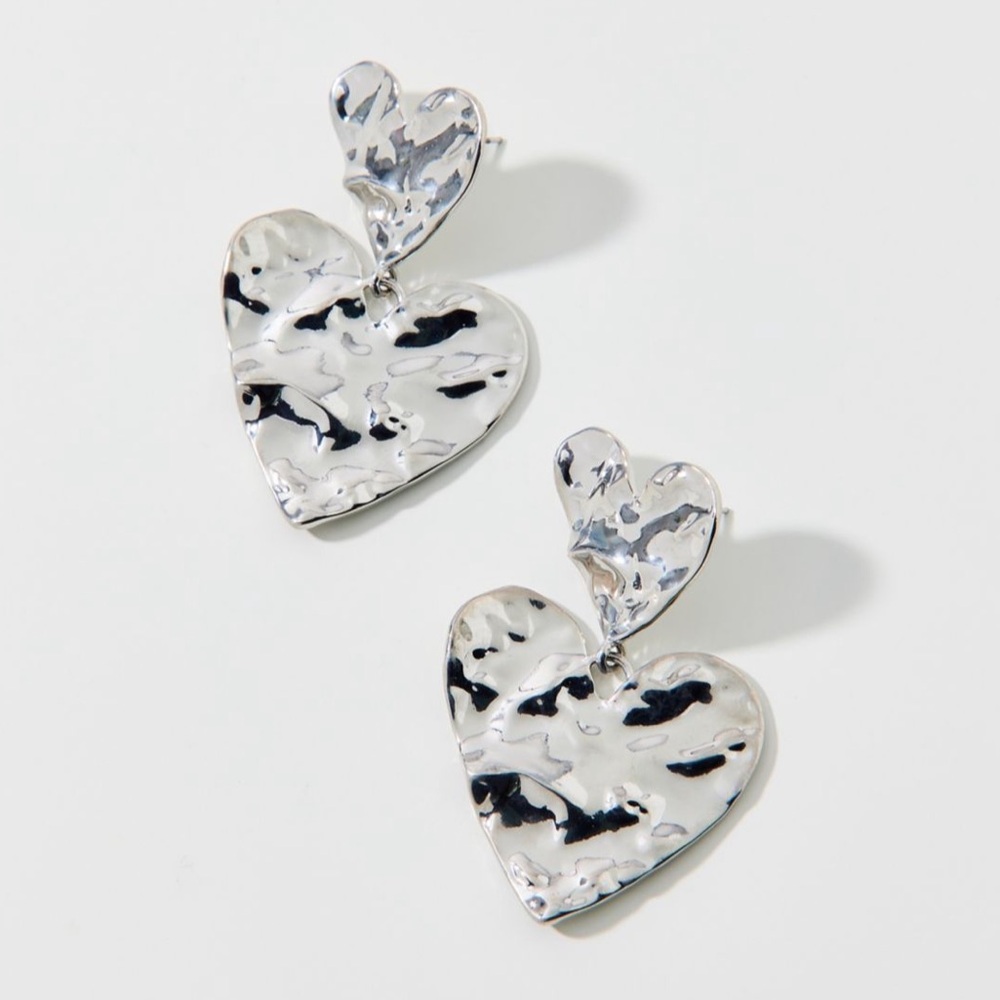 NEW UO Love Hammered Heart Dangle Earrings Silver Statement Drop